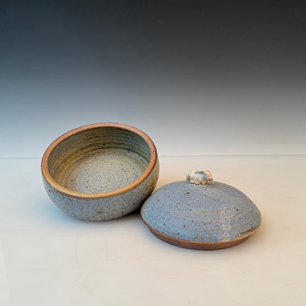 Lidded Bunny Dish