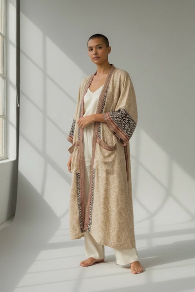 Latte & Black Kimono-Style Robe